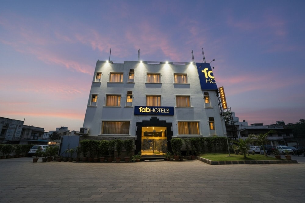 Main Image