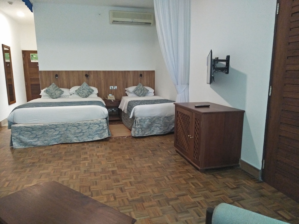 Hotel Travellers Beach Hotel and Club, Kenia, Bamburi Beach. Großes 174