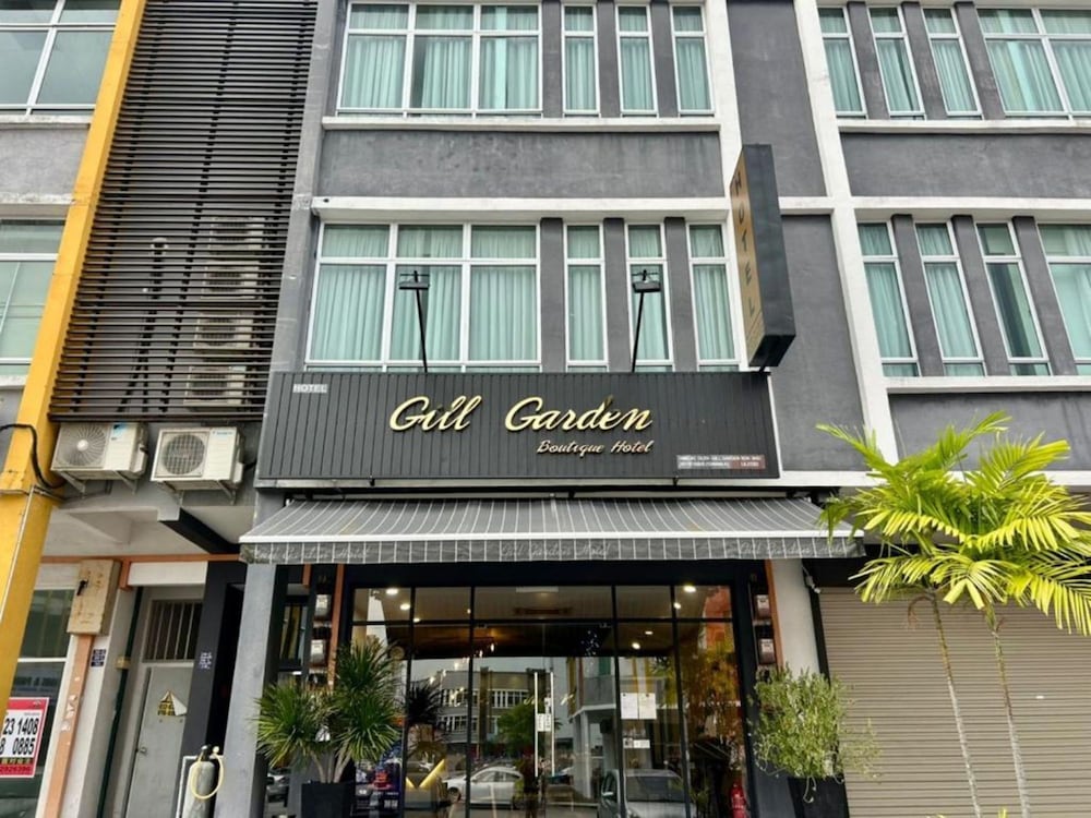 Collection O Malacca Near St John's Fort Formerly Gill Garden