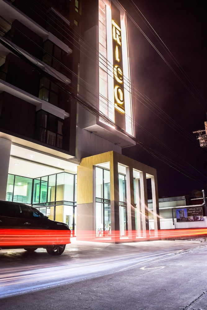 Rico Hotel Ratchadapisek 32