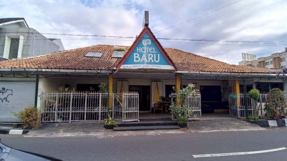 Hotel O Jalan Malioboro Near Stasiun Tugu Yogyakarta Formerly Hotel Baru