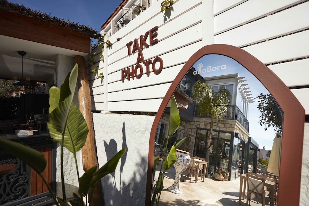 Alabora Otel Alacati