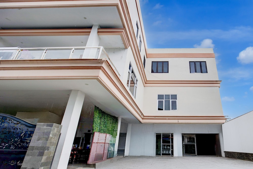 Hotel O Balikpapan near Siloam Hospital formerly Syafla Guest House