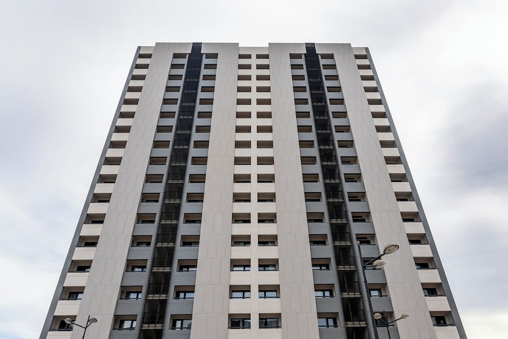 Libere Seville Plaza Nueva