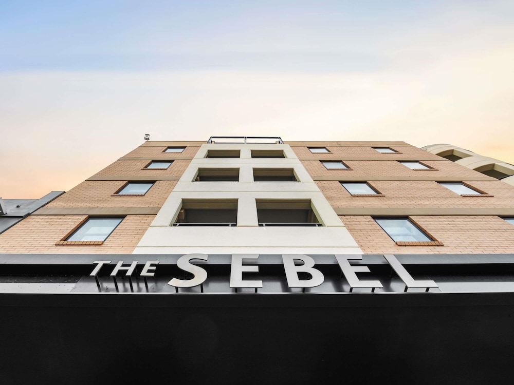 The Sebel Darling Harbour the Pinnacle