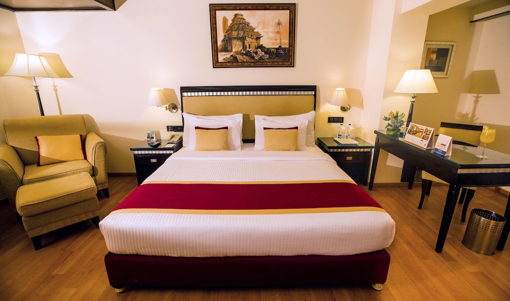 Double room Queen bed - De Luxe