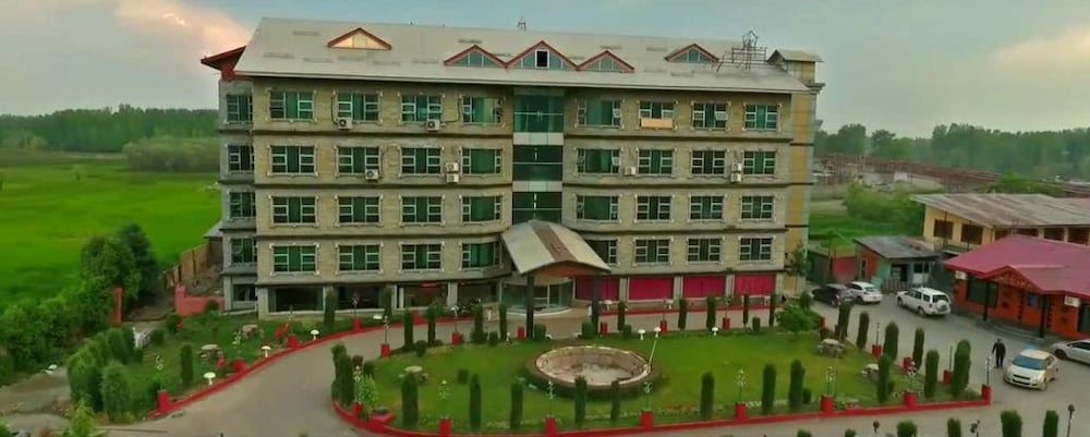 ADB Rooms Hotel Silver Star
