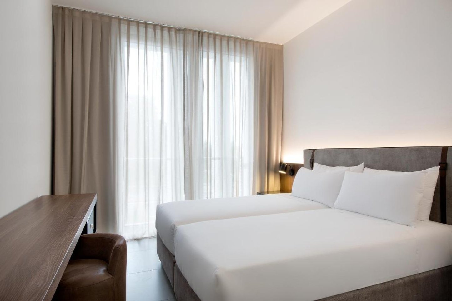 J Hotel