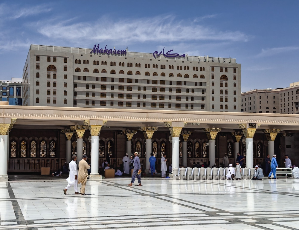 Makarem Haram View Suites