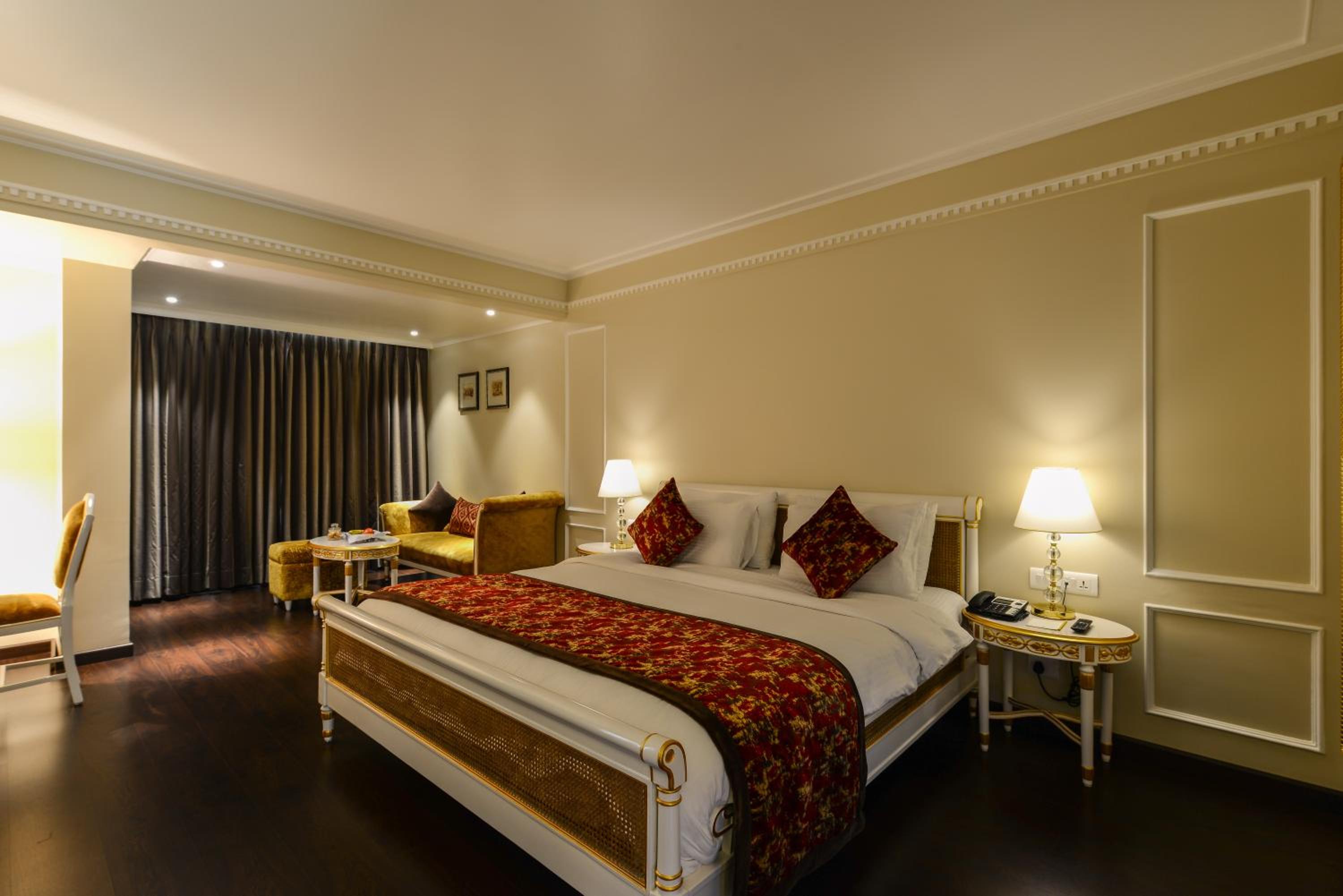 Suite - Executive