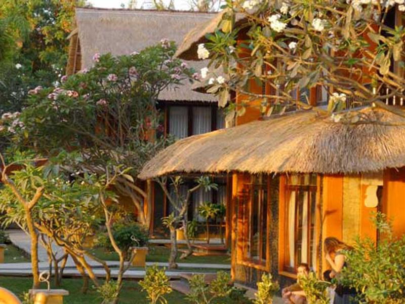Hotel Puri Saron Baruna Beach Cottages, Indonesien, Lovina Beach. Großes 1