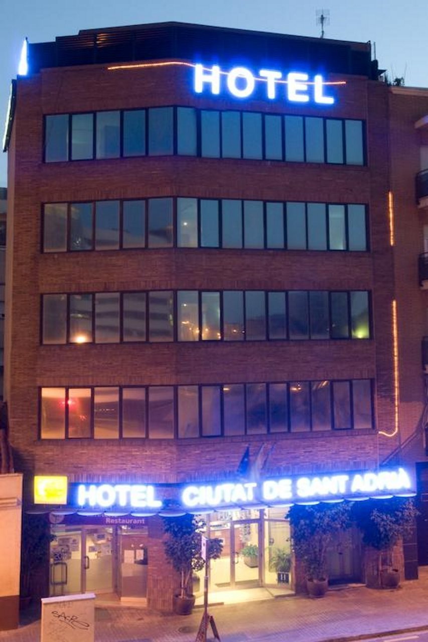 Billede av hotellet CIUTAT DE SANT ADRIA - nummer 1 af 10