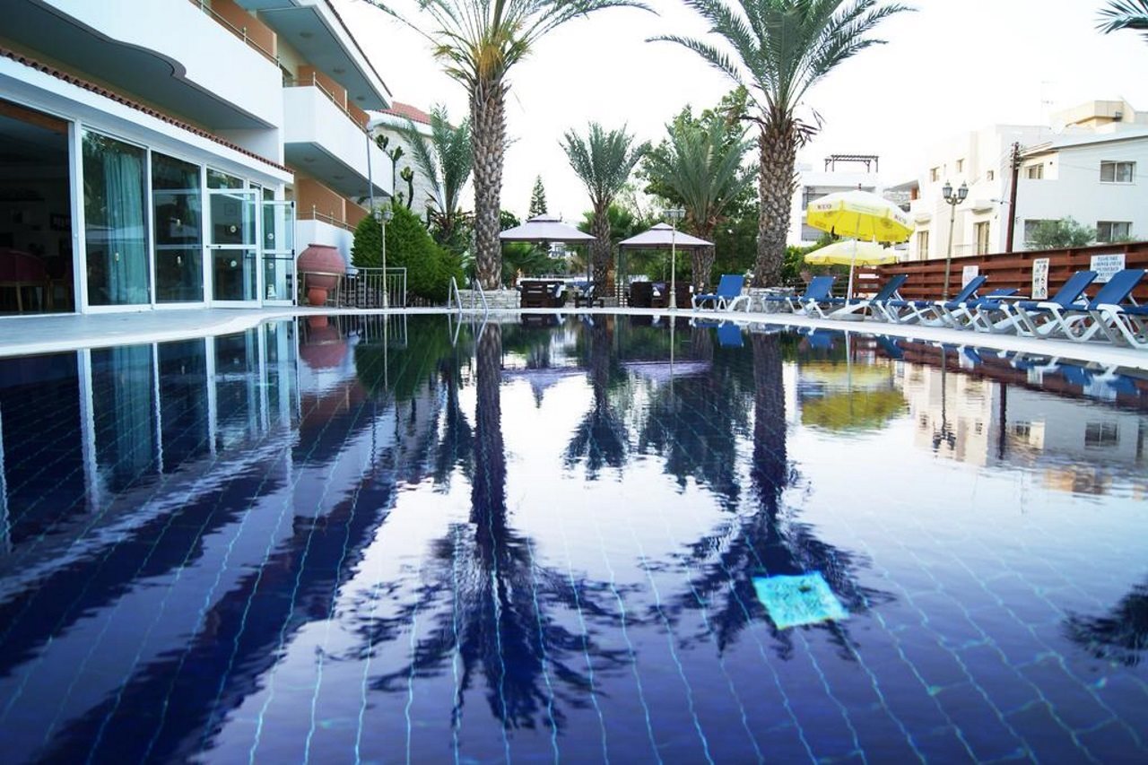 M. Moniatis Hotel
