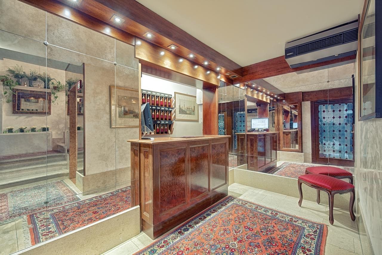 Hotellbilder av Firenze Hotel - nummer 1 av 10