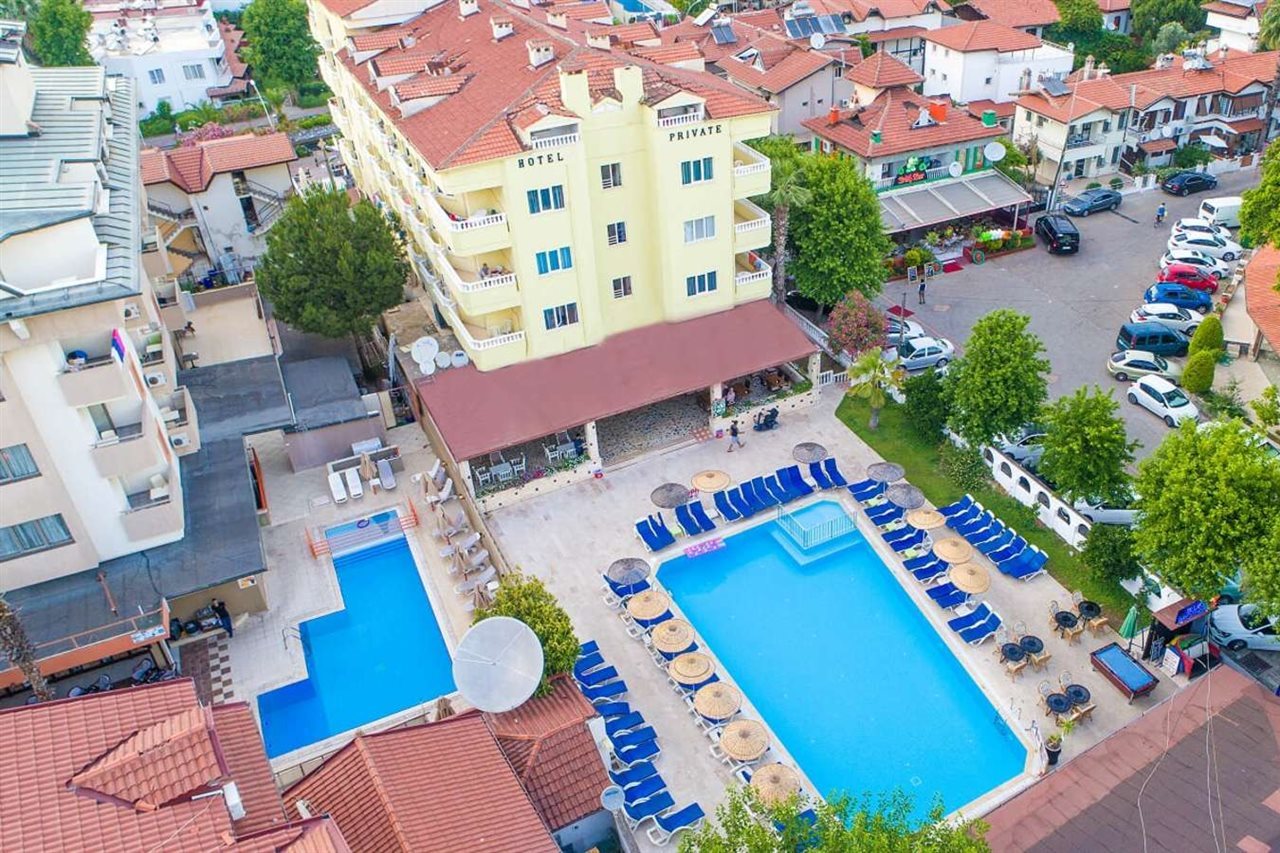 Private Hotel