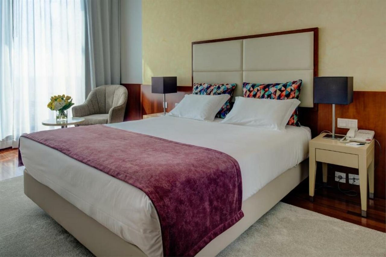 VIP Executive Art’s Hotel