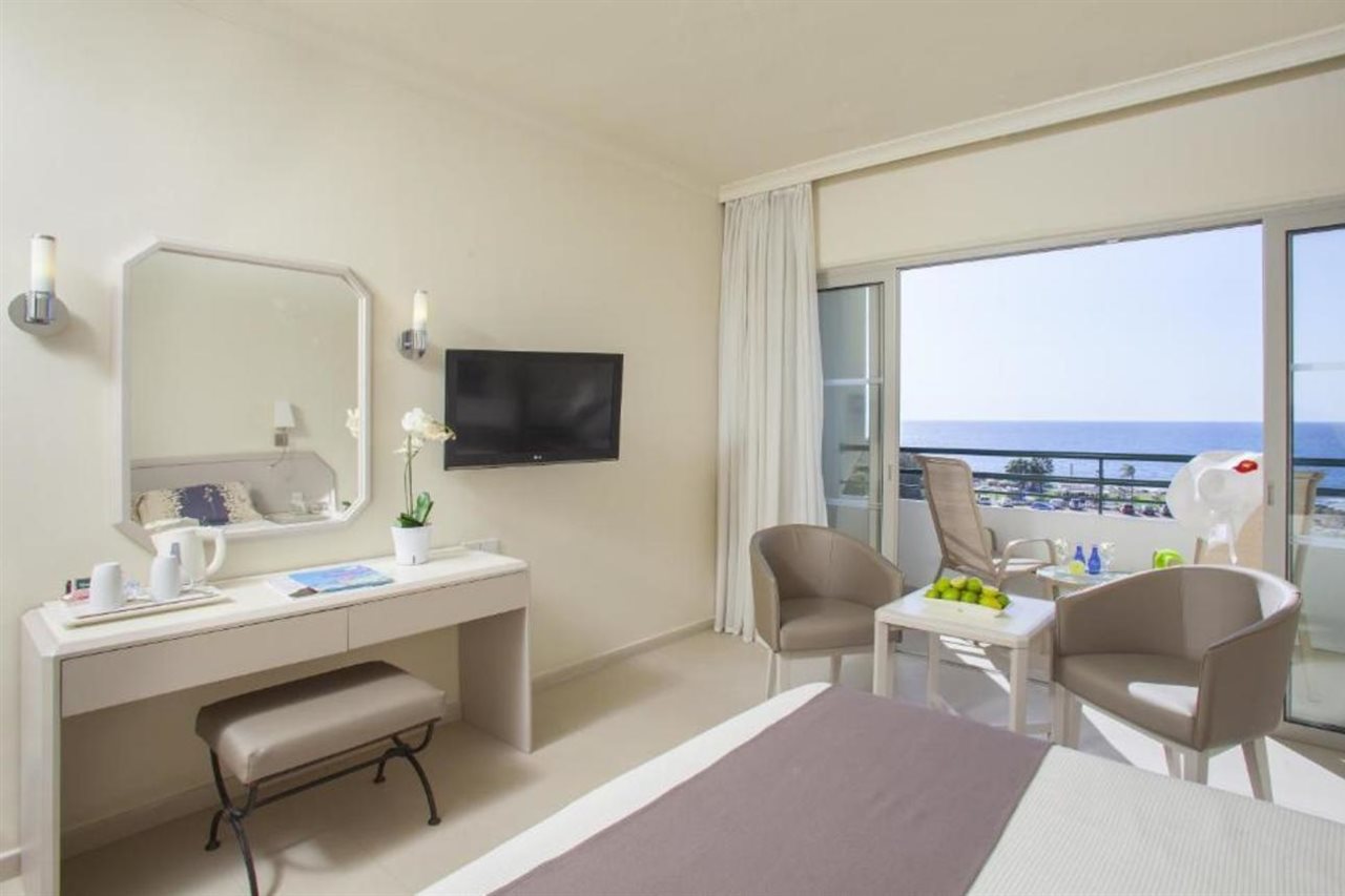 Hotel Imperial Island by Louis Hotels, Zypern, Paphos. Großes 2