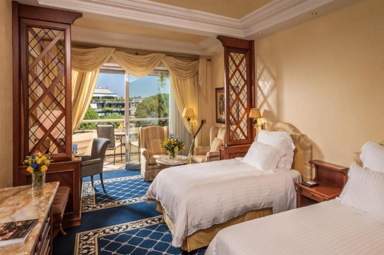 Hotel Rome Cavalieri Waldorf Astoria Hotels and Resorts, Italien, Rom. Großes 1