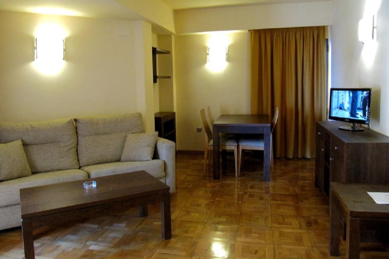 Hotel Apartamentos MS Puerto Marina, Spanien, Benalmádena. Großes 2