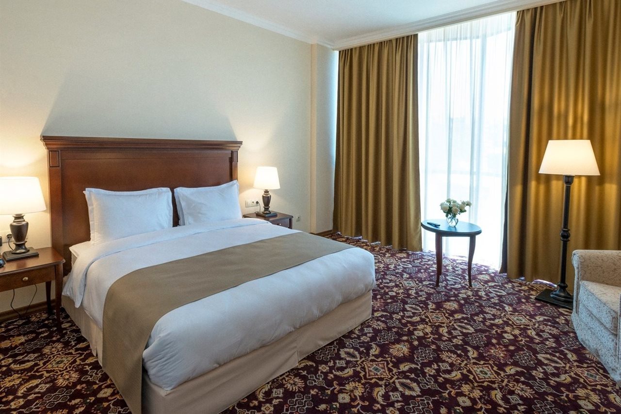 Hotel Ani Grand Hotel, Armenien, Jerewan. Großes 2