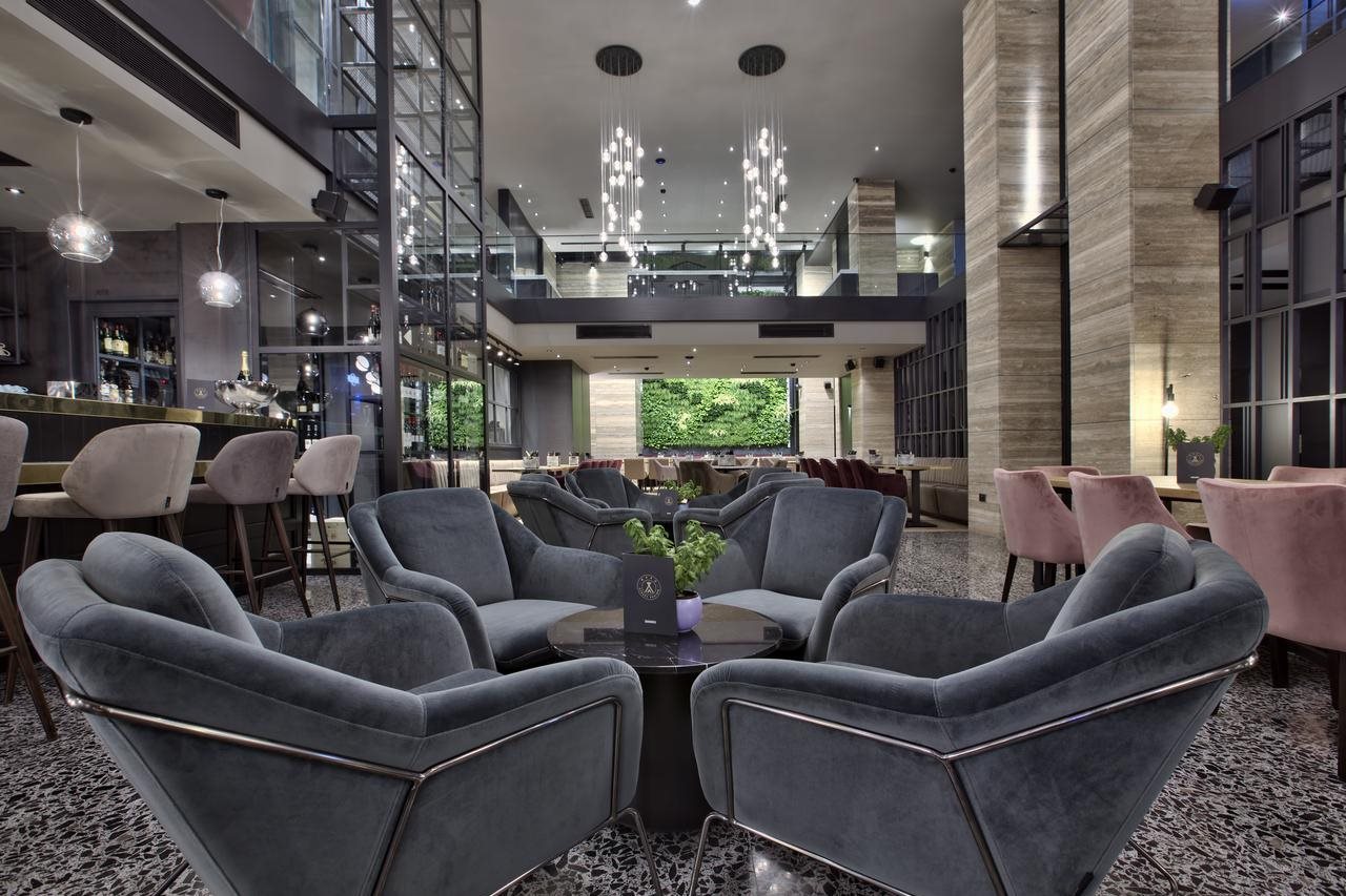 Hotel Number 11 St Julians Malta - Handwritten Collection, Malta, St. Julian's. Großes 2