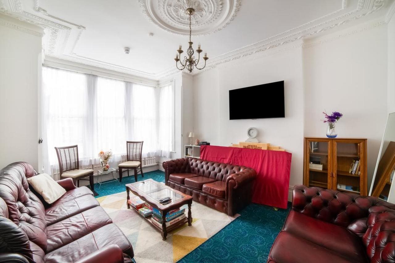 Hotel OYO Devine Beach Hotel, Westcliff Southend-On-Sea, Großbritannien, Westcliff-on-Sea. Großes 1