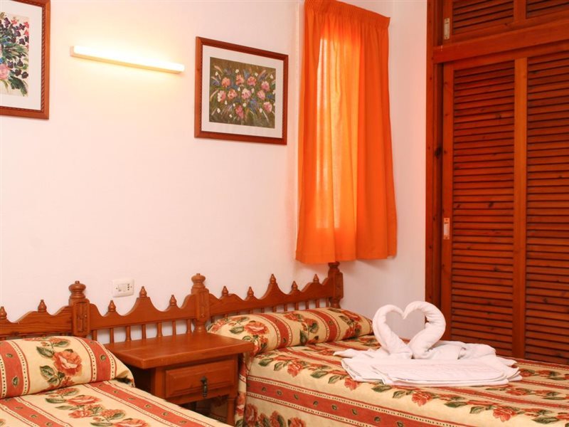 Hotel Apartamentos Del Rey, Spanien, Sant Joan de Labritja. Großes 2