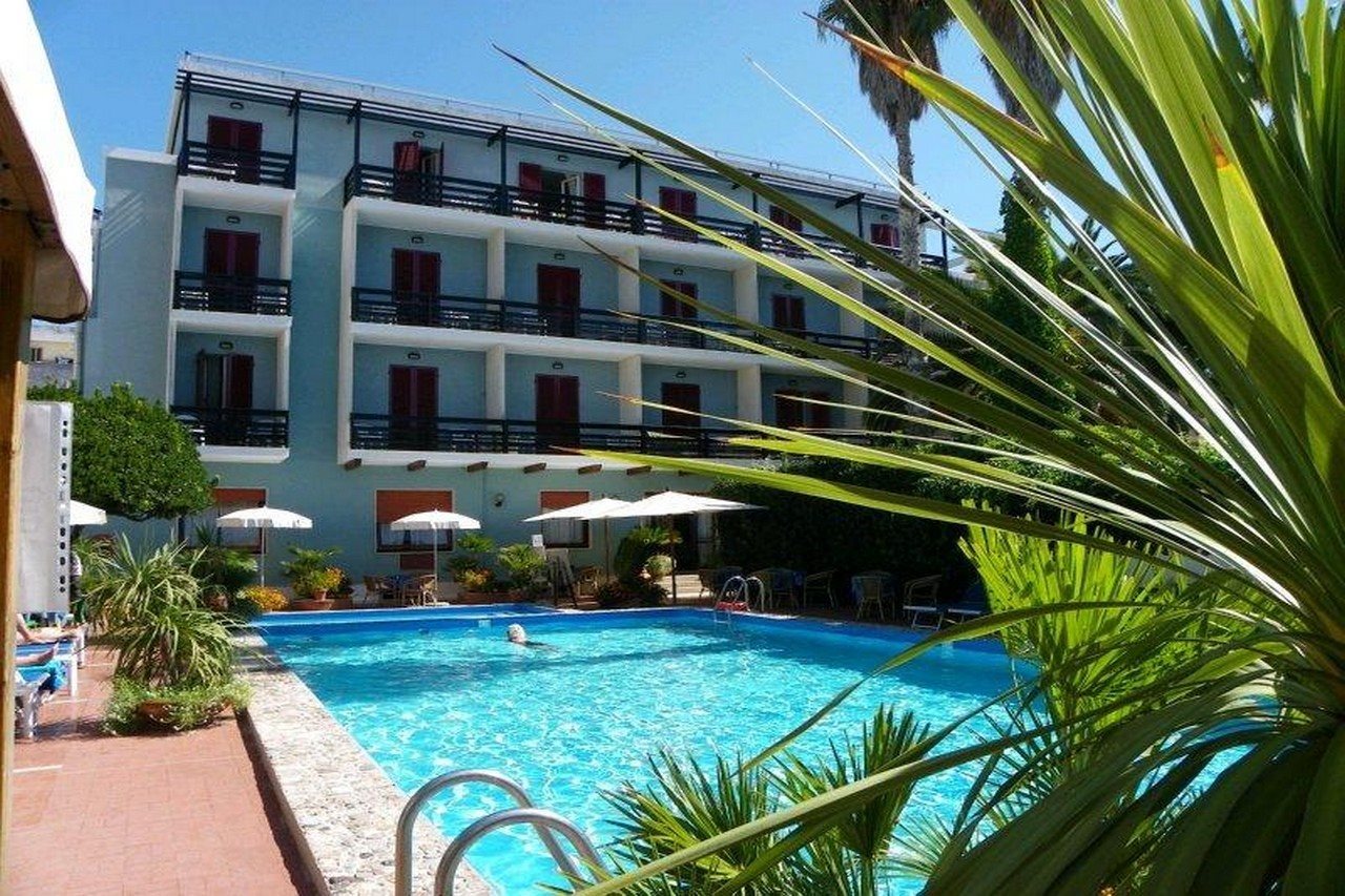 Hotel Giardino La Playa