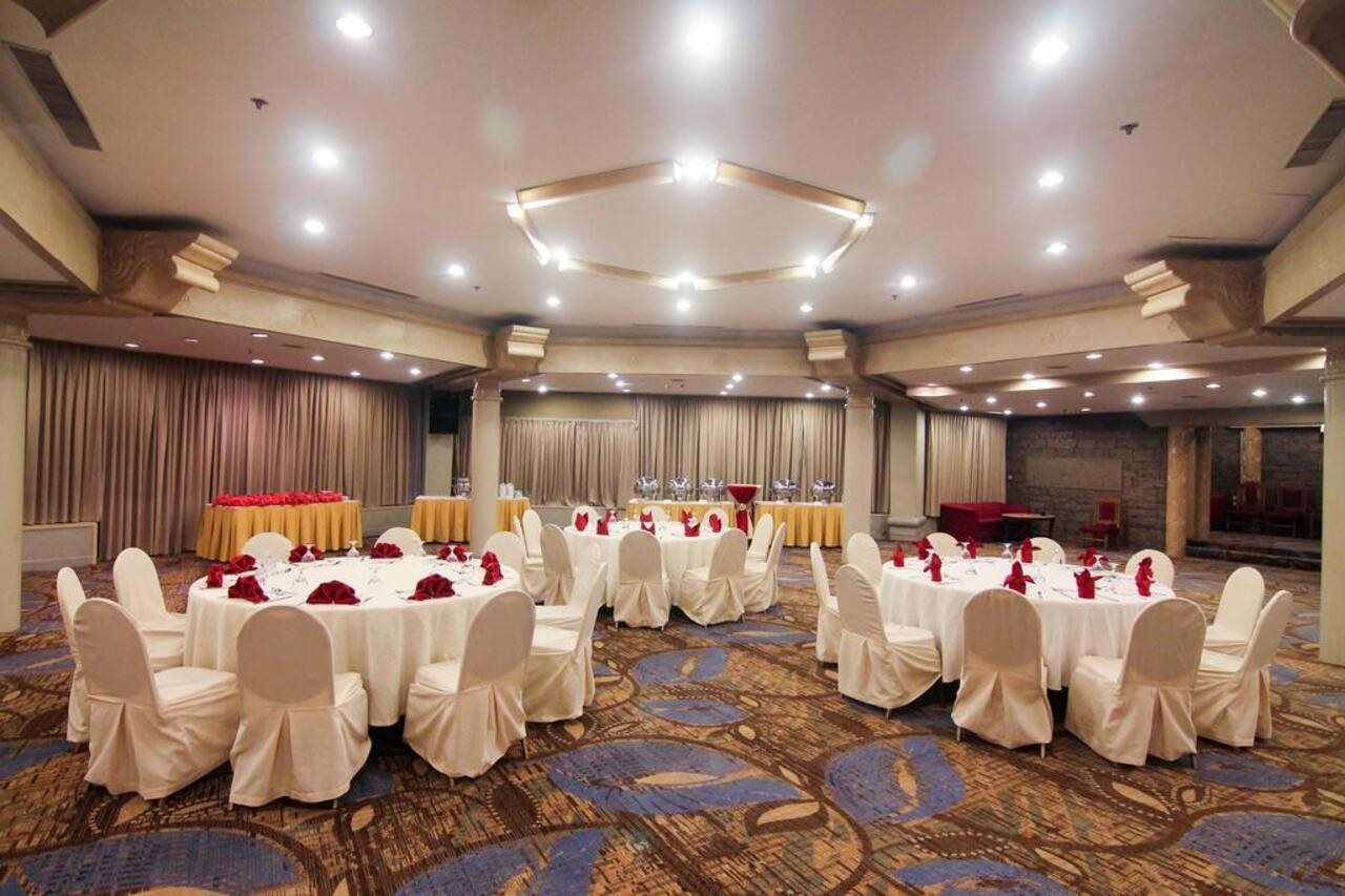 Hotel Century Park Hotel, Philippinen, Manila. Großes 2