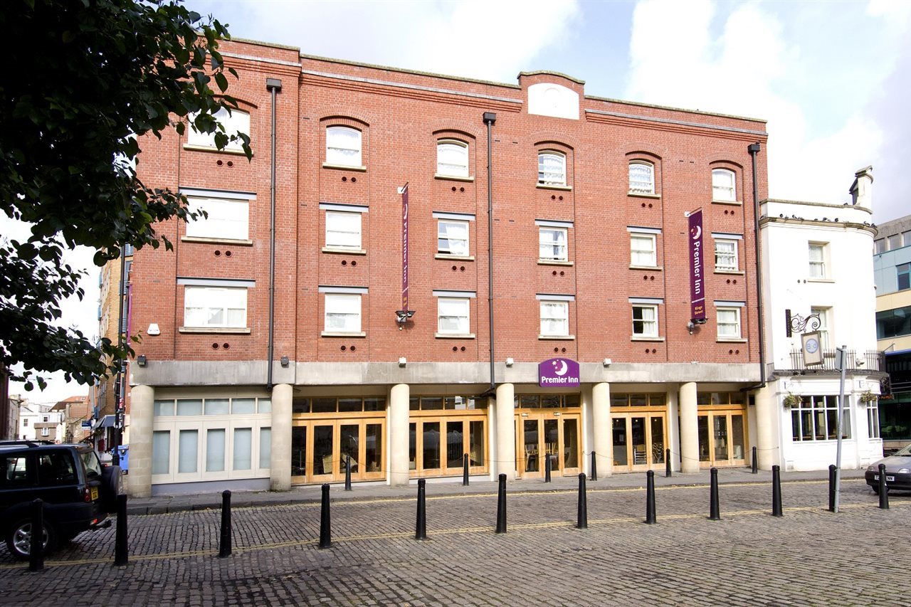Billede av hotellet Premier Inn Bristol City Centre King St - nummer 1 af 7