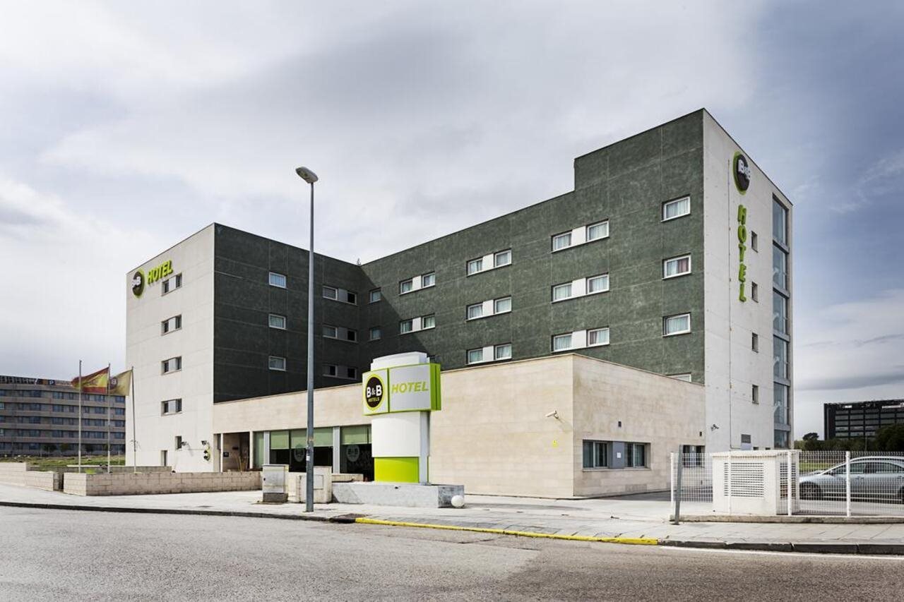 Billede av hotellet B&B Madrid Aeropuerto T1 T2 T3 - nummer 1 af 10