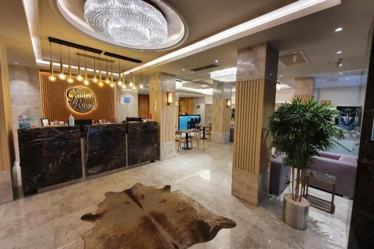 Golden Royal Hotel
