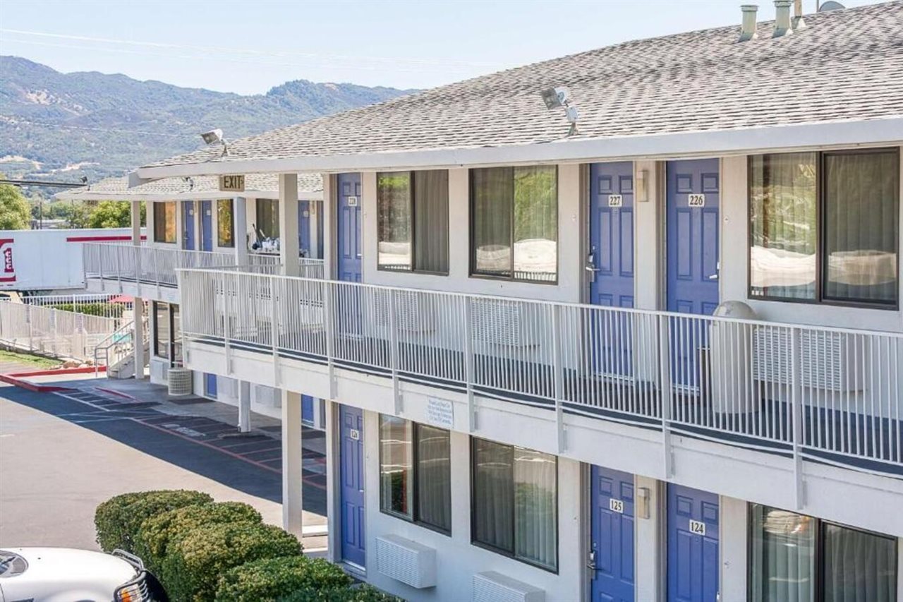 Hotel Motel6 Ukiah CA, USA, Ukiah. Großes 1