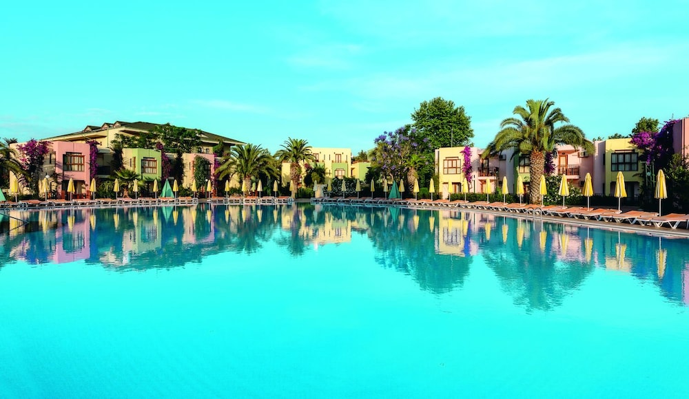 Hotellbilder av Vonresort Golden Beach - nummer 1 av 111