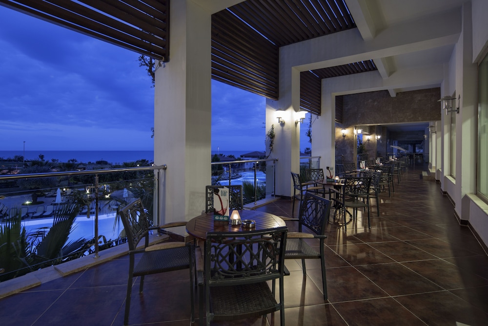 Hotellbilder av Alba Royal Hotel - Adults only - nummer 1 av 14