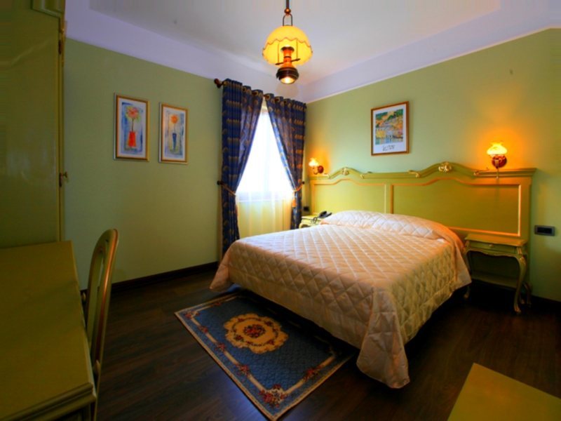 Hotel Victoria Hotel, Albanien, Tirana. Großes 2