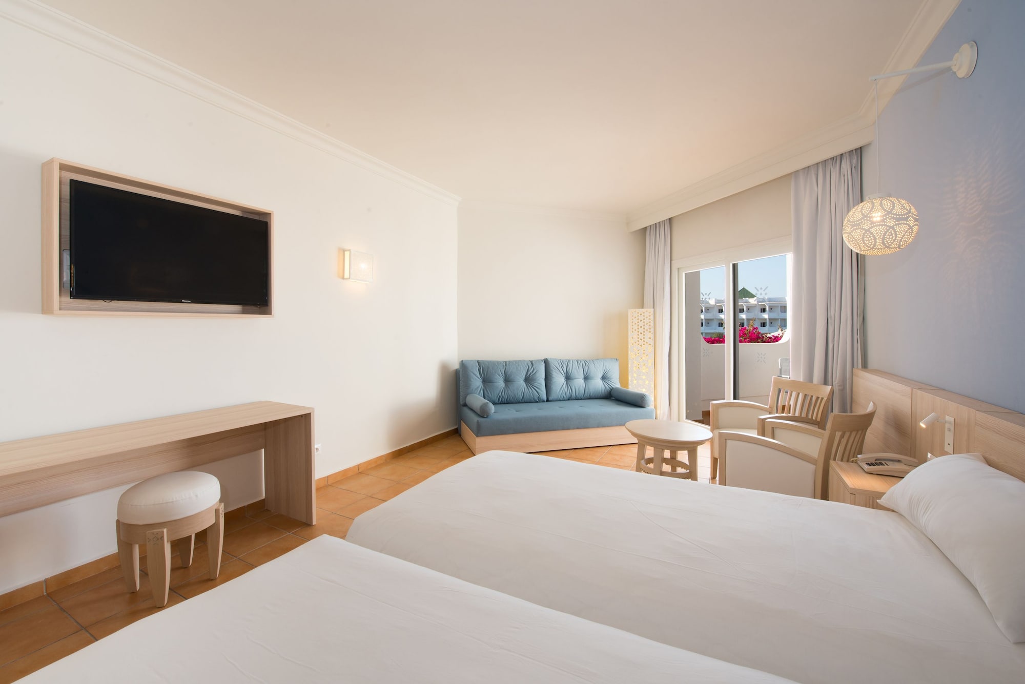 Bilder från hotellet Iberostar Waves Founty Beach - nummer 1 av 132