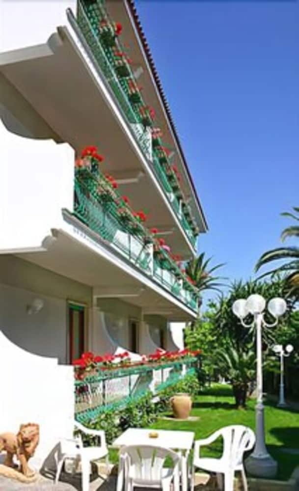 Hotellbilder av Eliseo Parks - nummer 1 av 5