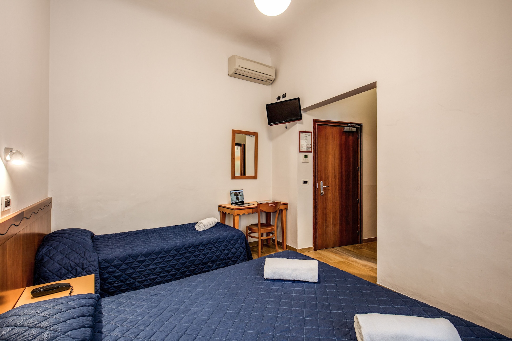 Hotellbilder av Nuova Italia Hotel - nummer 1 av 30
