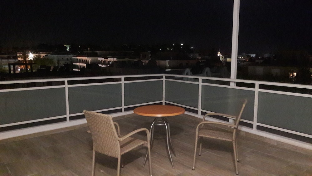 Bilder från hotellet International Hotel - nummer 1 av 19