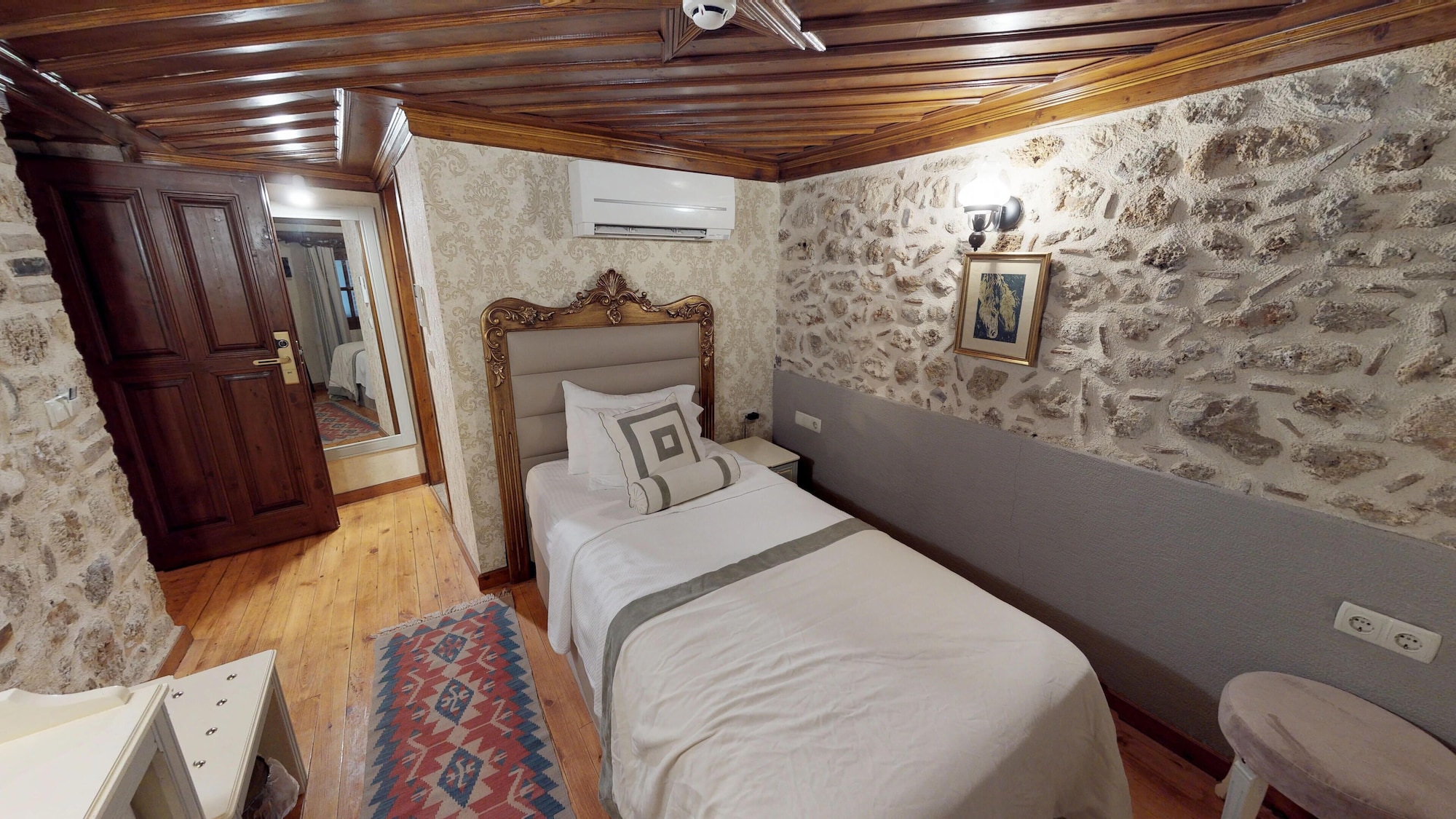 Bilder från hotellet Hotel 1207 Special Class - nummer 1 av 10