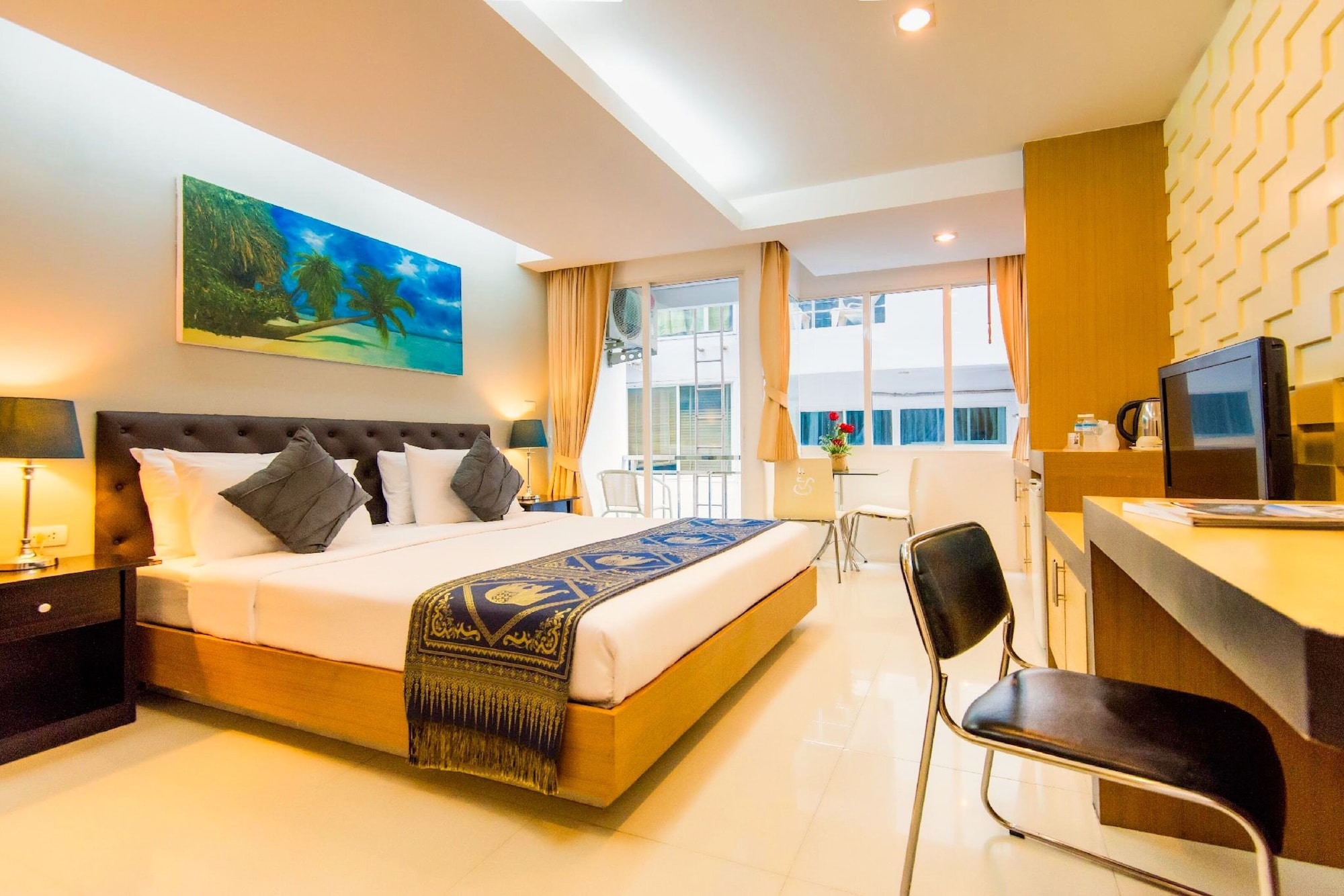 Hotellbilder av Hallo Patong Hotel and Restaurant - nummer 1 av 10