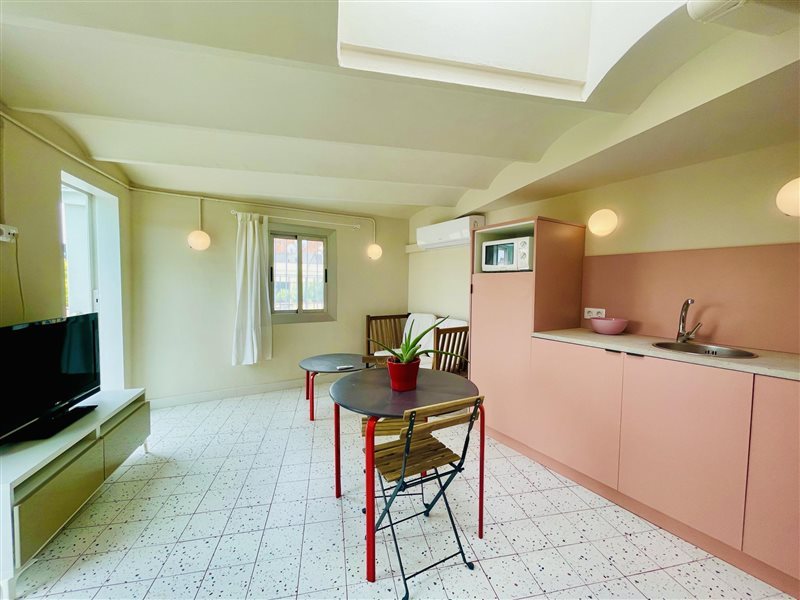 SmartRental Barcelona Ramblas Apartments