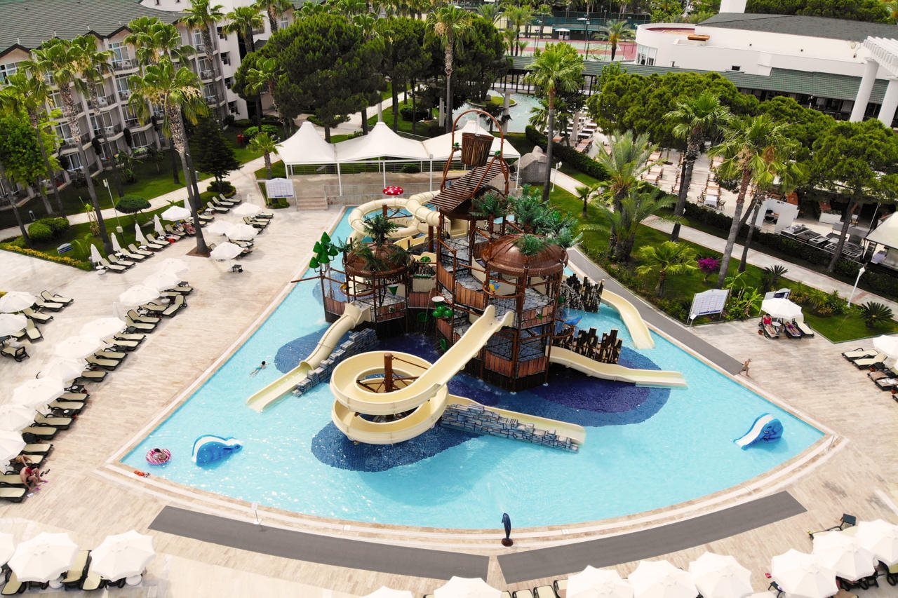 Bilder från hotellet Dobedan World Palace - nummer 1 av 10