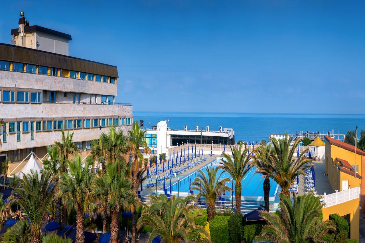 Hotellbilder av Grand Hotel Continental - nummer 1 av 20