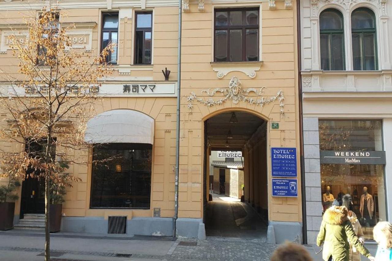 Hotellbilder av Emonec Hotel - nummer 1 av 10