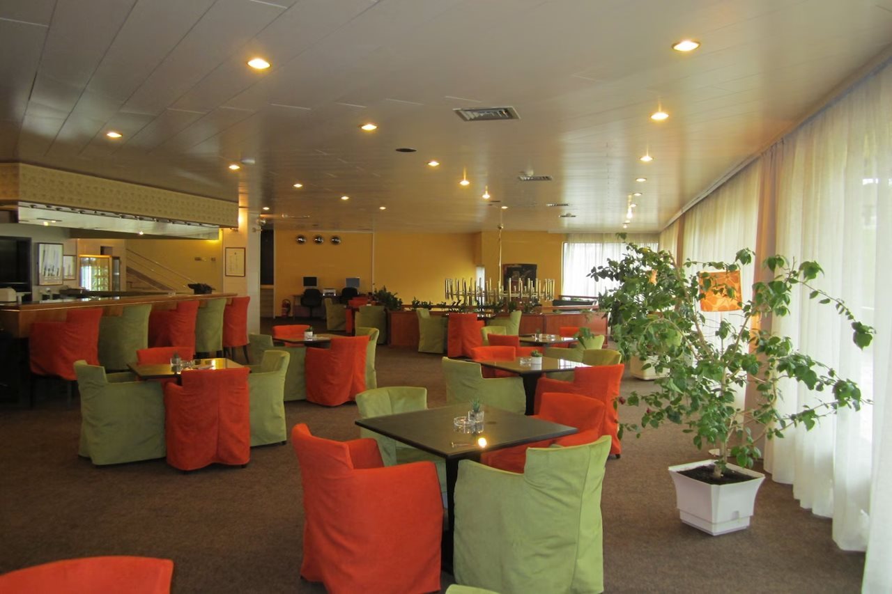 Hotel Hotel Grand, Bosnien und Herzegowina, Sarajevo. Großes 2