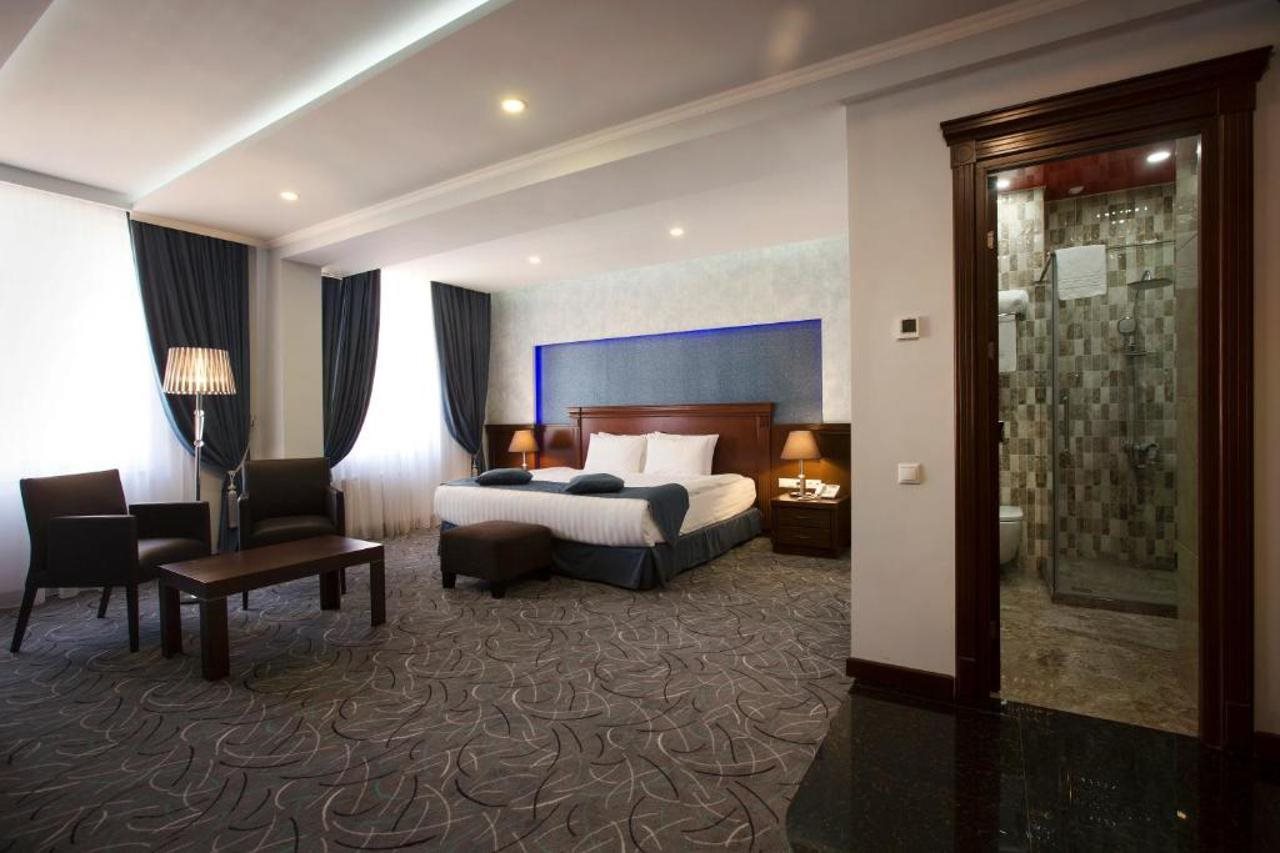Hotel Central Hotel Yerevan, Armenien, Jerewan. Großes 1