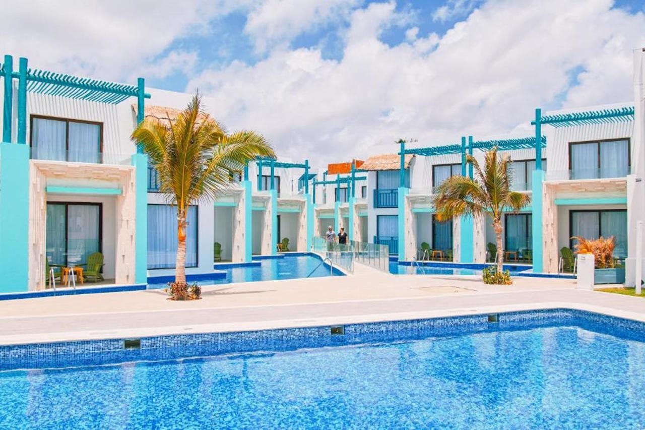 Margaritaville Island Reserve Riviera Cancún by Karisma