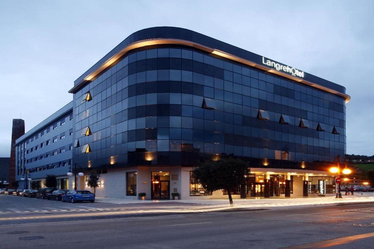AZZ Asturias Langrehotel